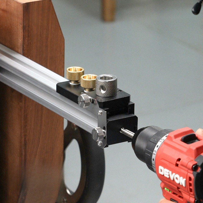 20/30/40 Aluminum Profile Trac - огляд і ціна Bench Dog Hole